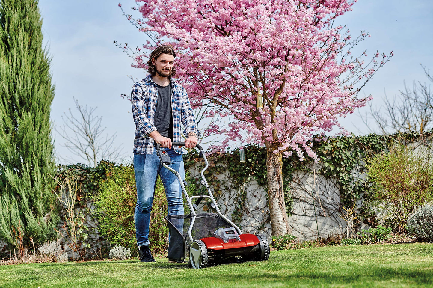 Einhell Cortacésped a batería - GE-HM 18/38 Li Solo PXC. Iones de litio, husillo de cortacésped montado sobre cojinetes de bolas con 5 cuchillas de acero. Suministrado sin batería ni cargador